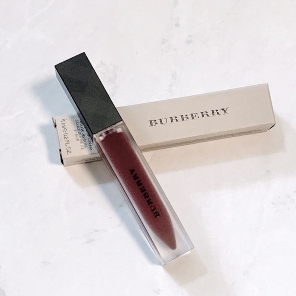 BURBERRY LIQUID VELVET LIPSTICK Oxblood No. 53